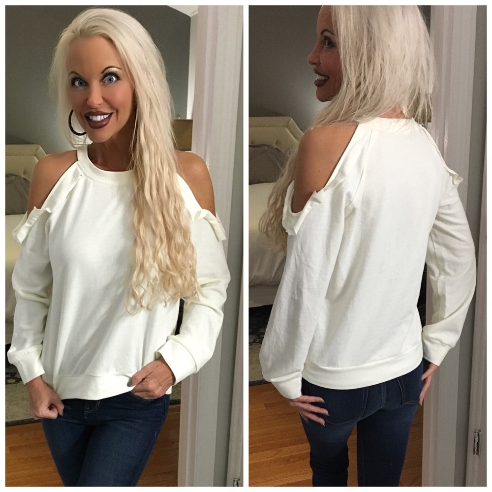 Stunning ❤️Ivory Ruffle Detail Sweater - Picture 2 of 2